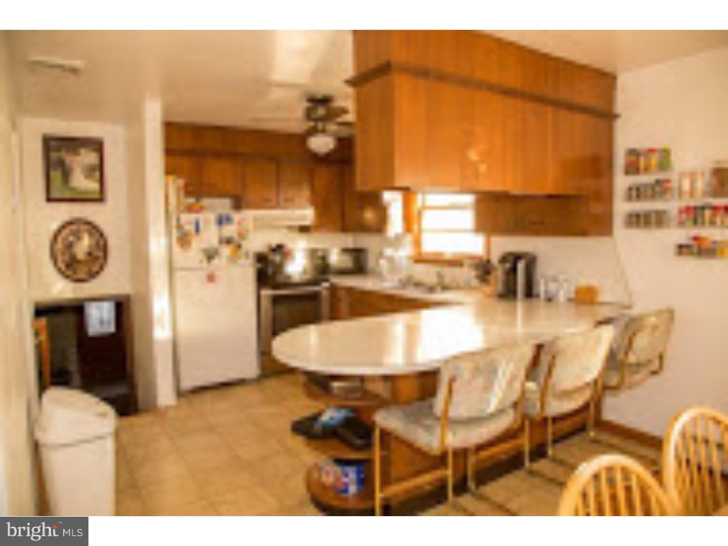 90 Ridge Road Telford, PA 18969 - Photo 16 of 24 Kitchen