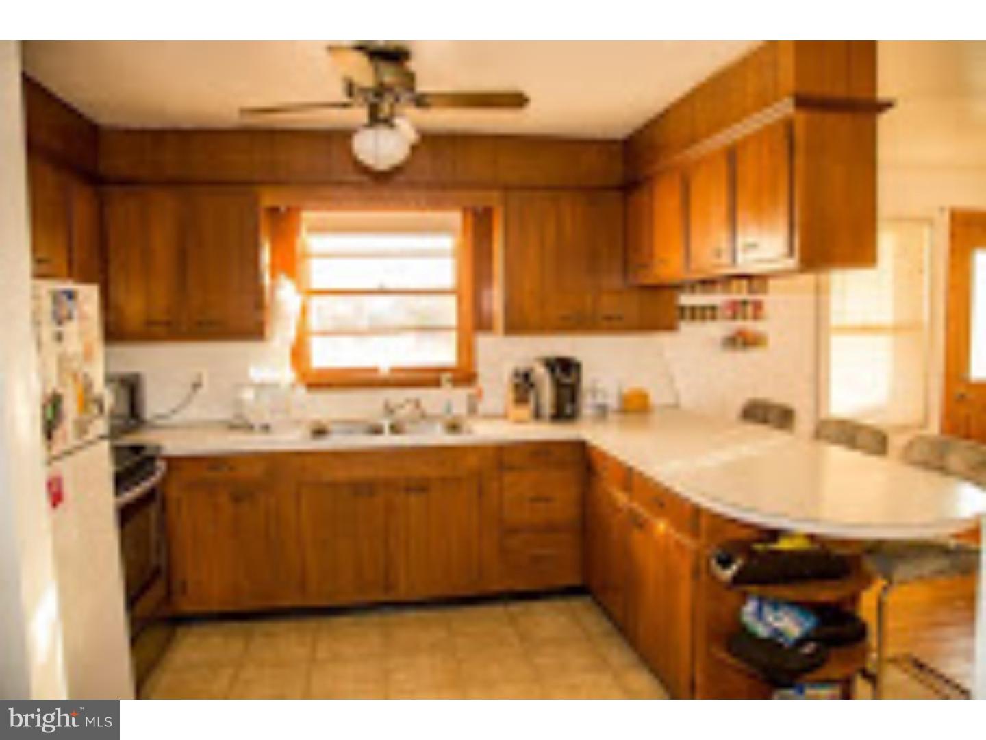 90 Ridge Road Telford, PA 18969 - Photo 17 of 24 Kitchen