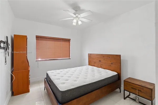 $5,300 | 21396 Marina Cove Circle, Unit 17J, Aventura, FL 33180