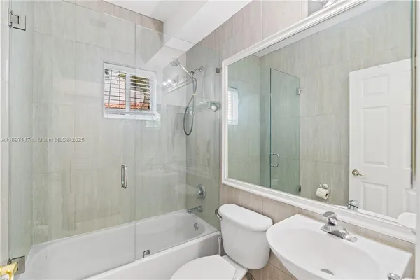 $5,300 | 21396 Marina Cove Circle, Unit 17J, Aventura, FL 33180