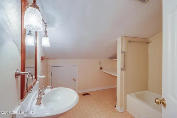 $270,000 | 102 South Wright Avenue, Long Beach, MS 39560