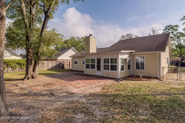 $270,000 | 102 South Wright Avenue, Long Beach, MS 39560