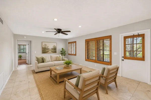 $2,175 | 511 Shady Pine Way, Unit D2, Greenacres, FL 33415