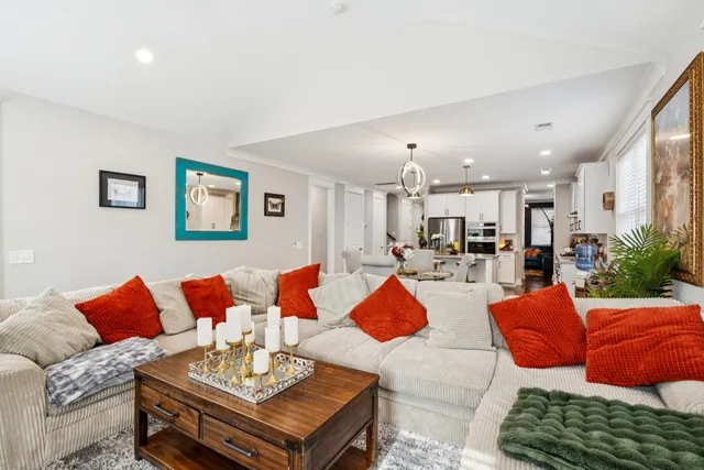 $900,000 | 7212 Mossy Creek Lane, Hanahan, SC 29410