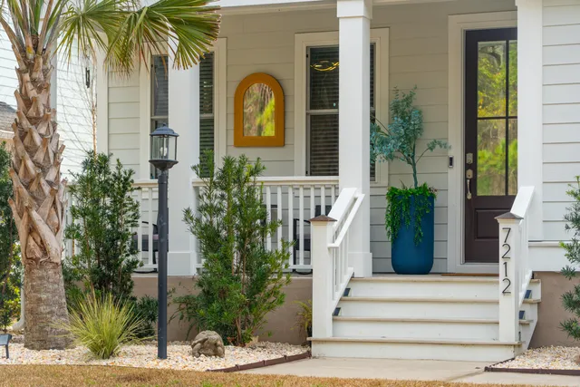 $900,000 | 7212 Mossy Creek Lane, Hanahan, SC 29410