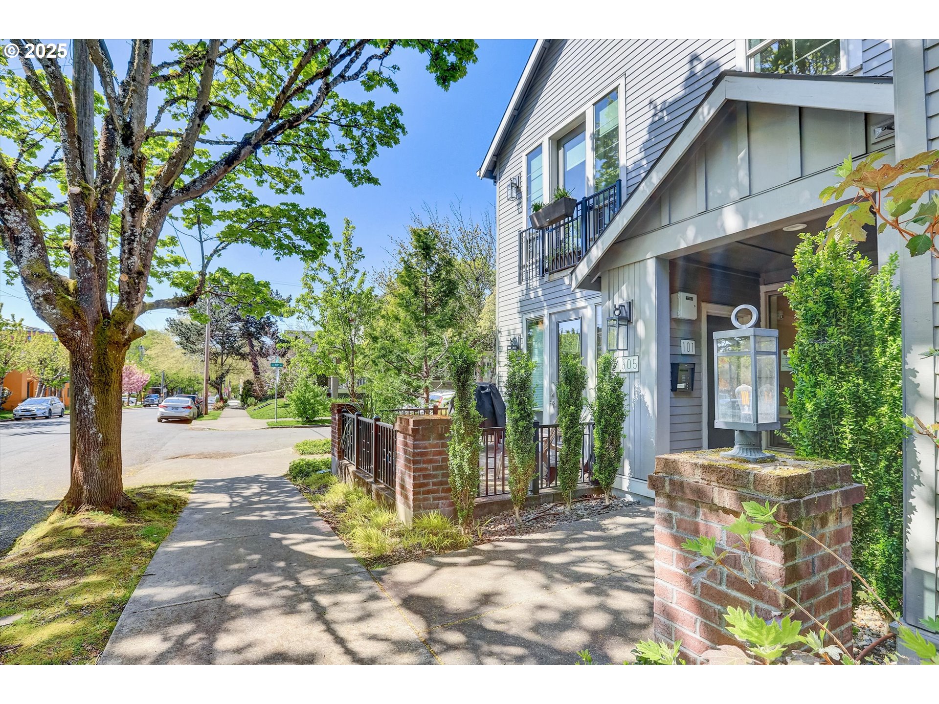 Undisclosed Address Portland, OR 97214 - Photo 5 of 25