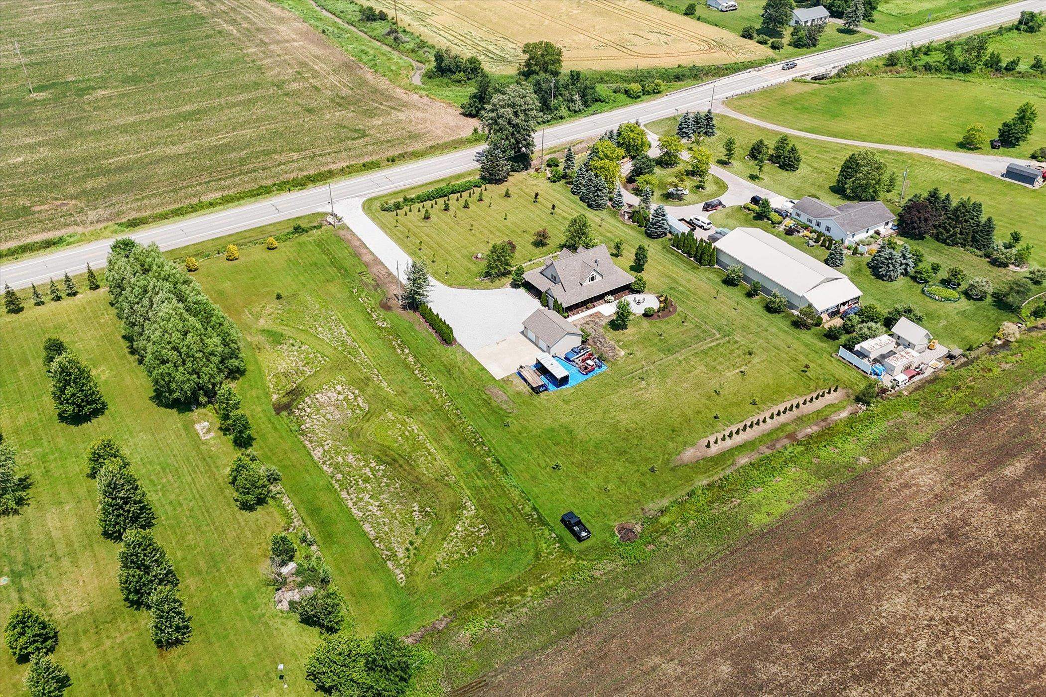 9209 Peet Road Chesaning, MI 48616 - Photo 62 of 65 50145965-8480ef5d-3e20-413b-8b10-762b8ce8acdf.JPG
