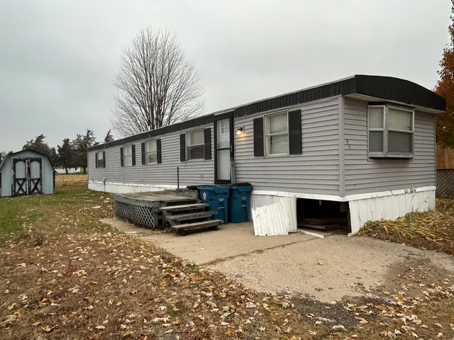 $30,000 | 1600 Riverdale Road, Rock Falls, IL 61071