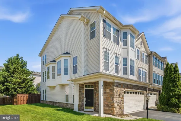$750,000 | 25103 Silurian Terrace, Aldie, VA 20105
