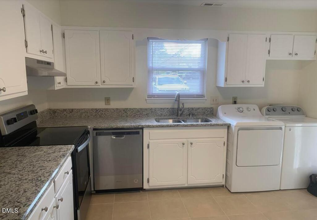 1220 Manassas Court, Unit B Raleigh, NC 27609 - Photo 3 of 14 Screenshot 2025-11-06 101421