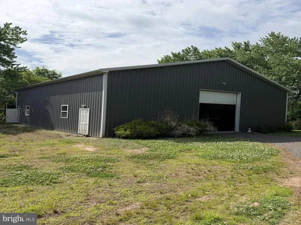 $2,000 | 572 Hollow Horn Road, Ottsville, PA 18942