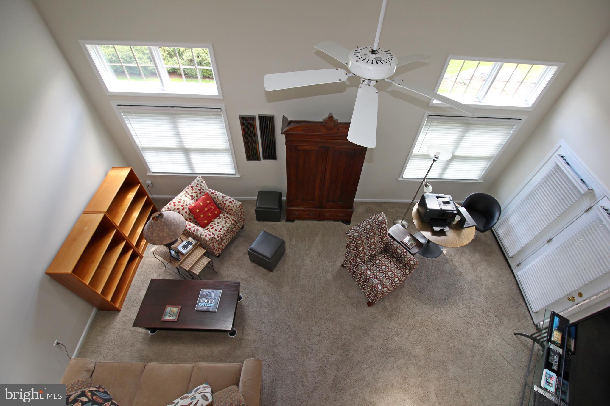 10 Cardiff Court Lititz, PA 17543 - Photo 3 of 38