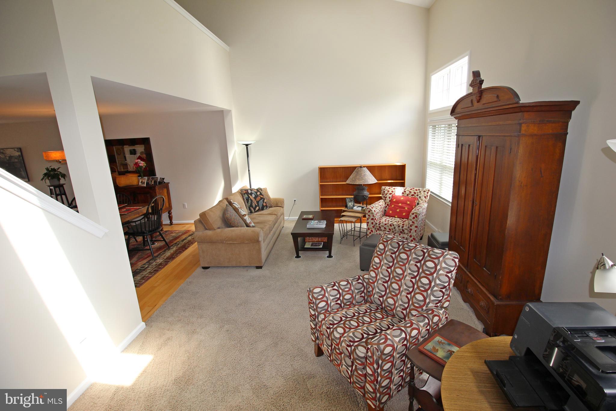 10 Cardiff Court Lititz, PA 17543 - Photo 5 of 38