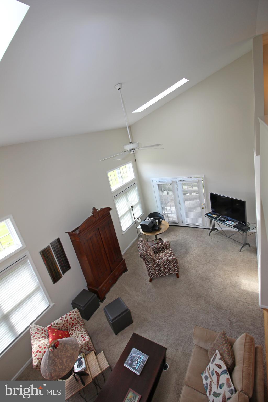 10 Cardiff Court Lititz, PA 17543 - Photo 7 of 38