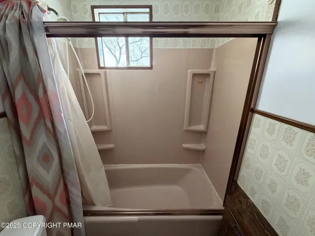 $334,900 | 3305 Glen Avenue, Easton, PA 18045