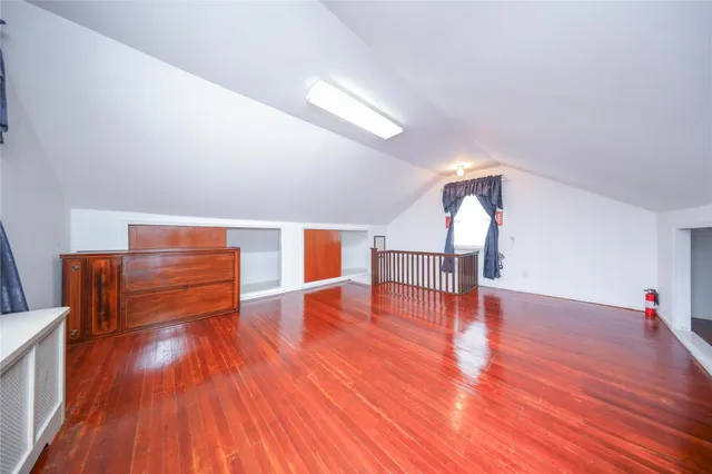 $828,000 | 95-15 243rd Street, Floral Park, NY 11001