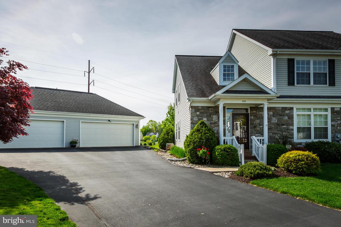 518 Providence Court Lititz, PA 17543 - Photo 3 of 29 Gallery Image 3