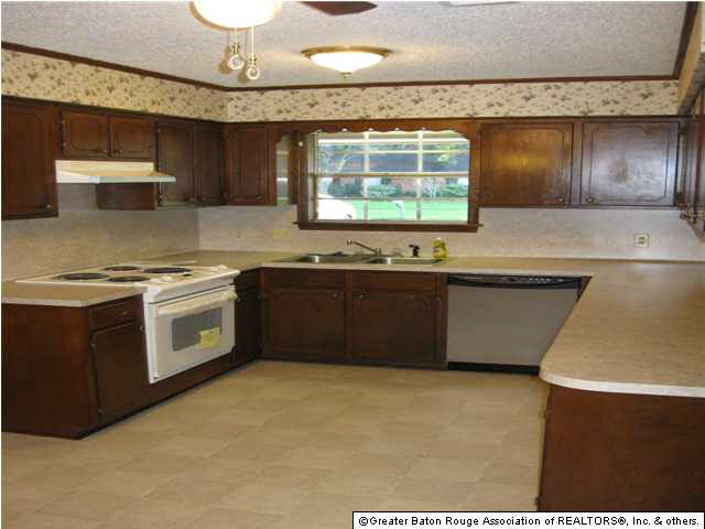 810 Chipley Street Baker, LA 70714 - Photo 5 of 11