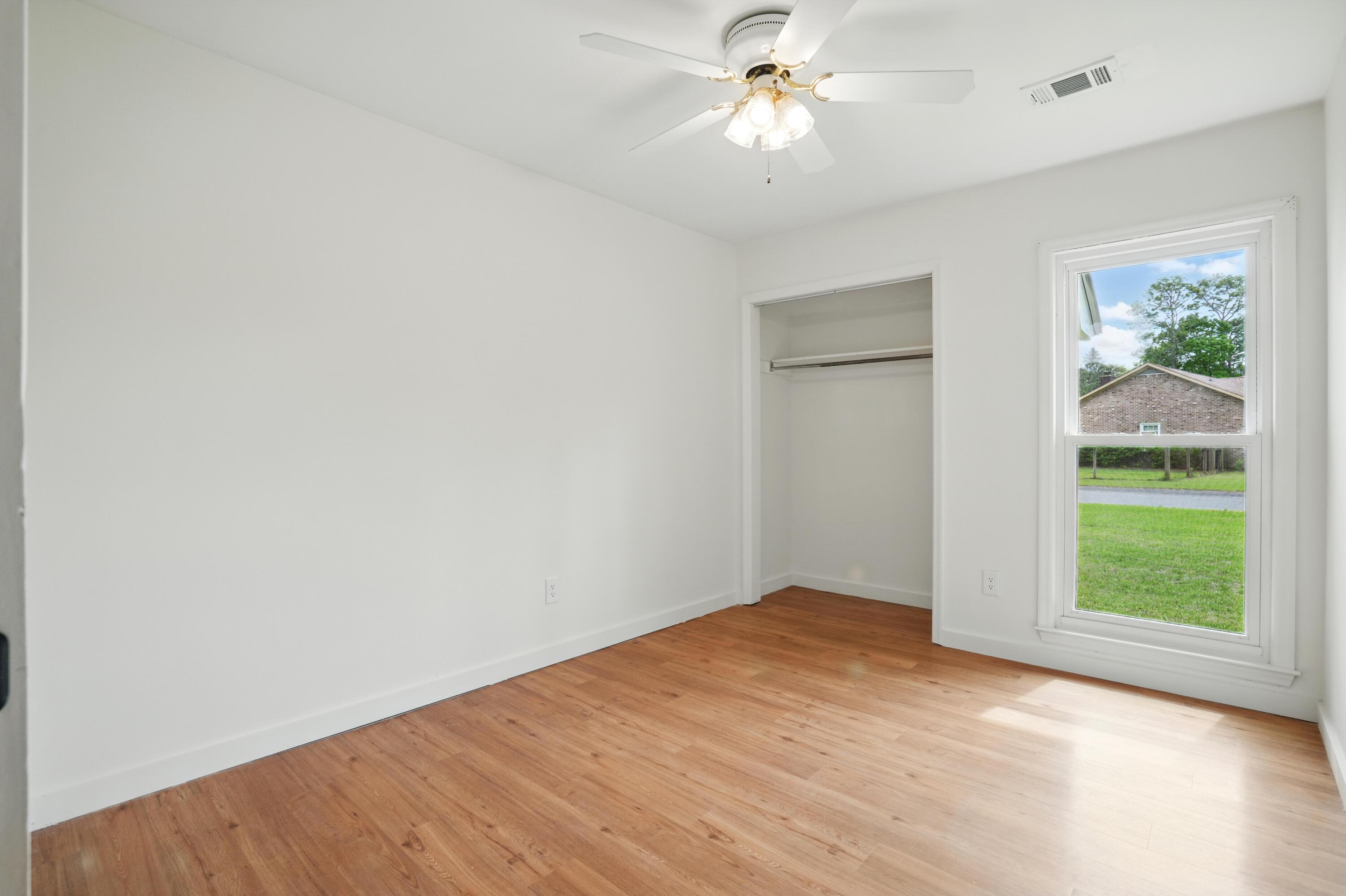 106 Ruffin Road Summerville, SC 29486 - Photo 11 of 26 14-Photo_011