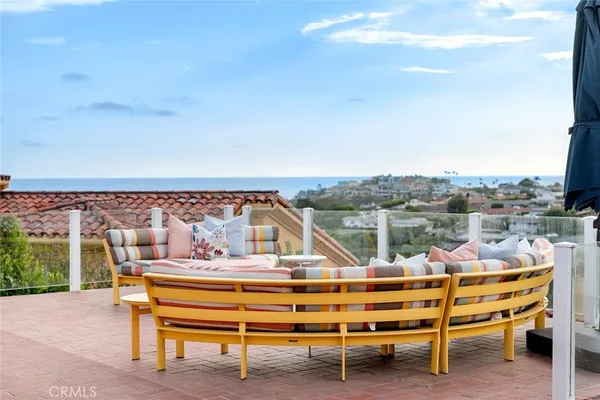 $25,000 | 343 Emerald Bay, Laguna Beach, CA 92651