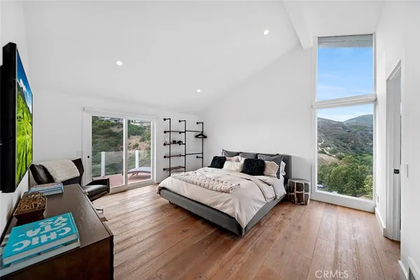 $25,000 | 343 Emerald Bay, Laguna Beach, CA 92651