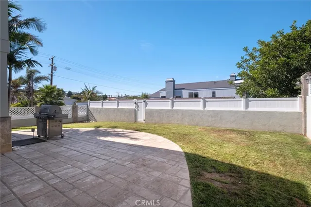 $11,900 | 201 Haley Way, Manhattan Beach, CA 90266