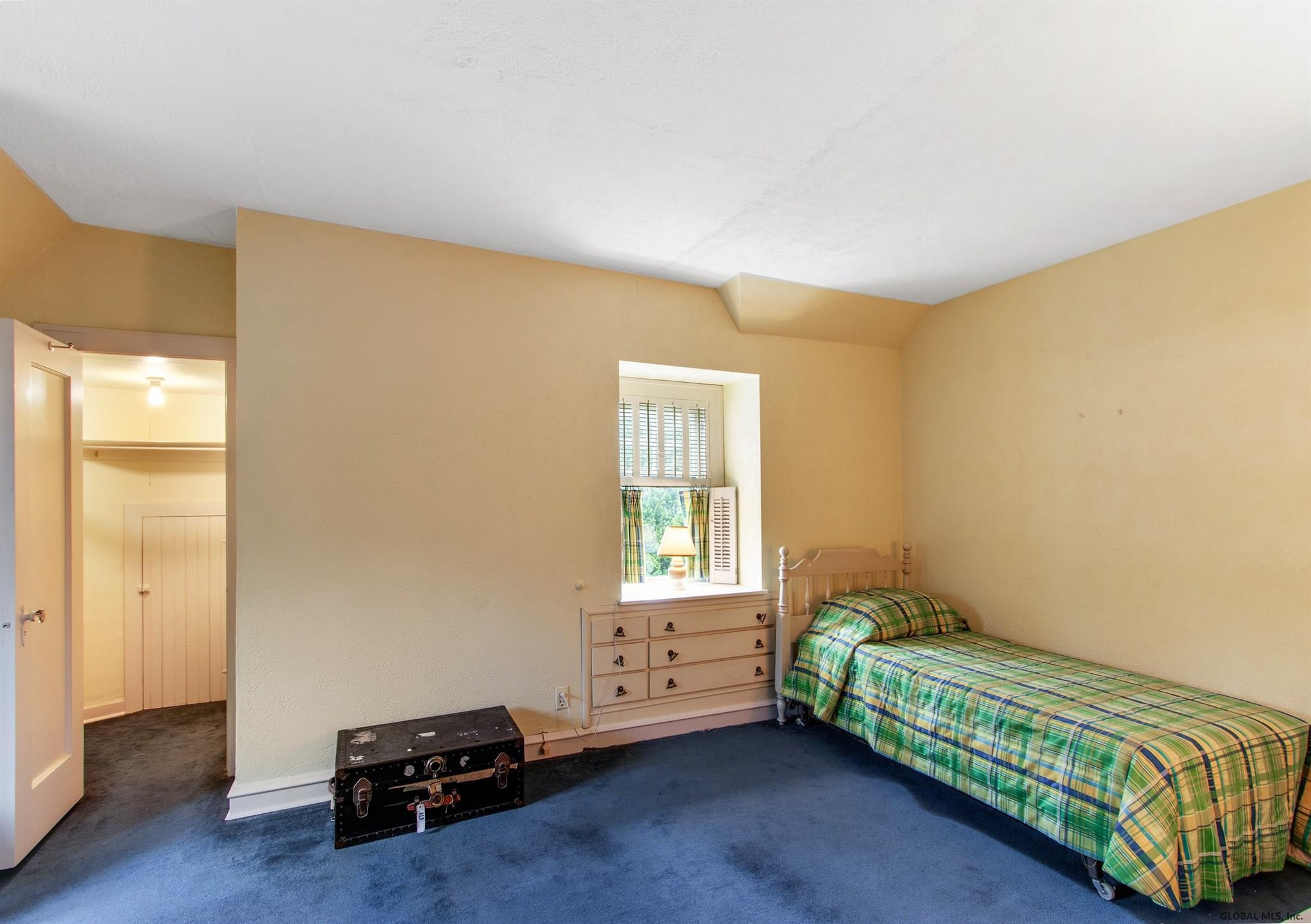 9 Pershing Road Amsterdam, NY 12010 - Photo 26 of 38 Photo 26