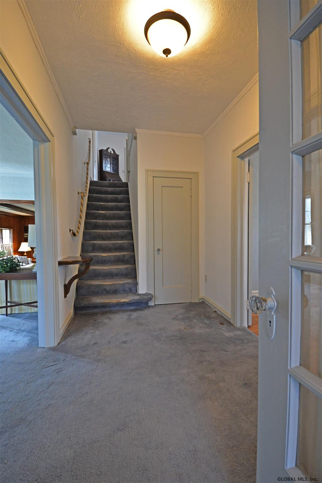 9 Pershing Road Amsterdam, NY 12010 - Photo 3 of 38 Photo 3