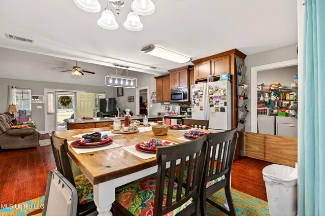 $250,000 | 6030 Highway 43 North, Carriere, MS 39426