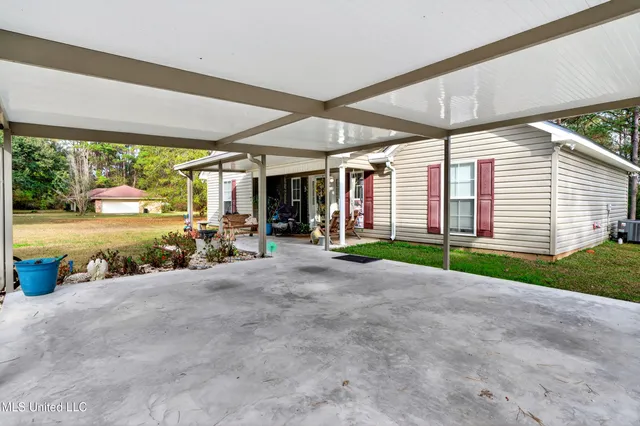 $250,000 | 6030 Highway 43 North, Carriere, MS 39426