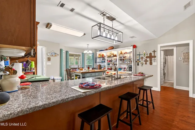 $250,000 | 6030 Highway 43 North, Carriere, MS 39426