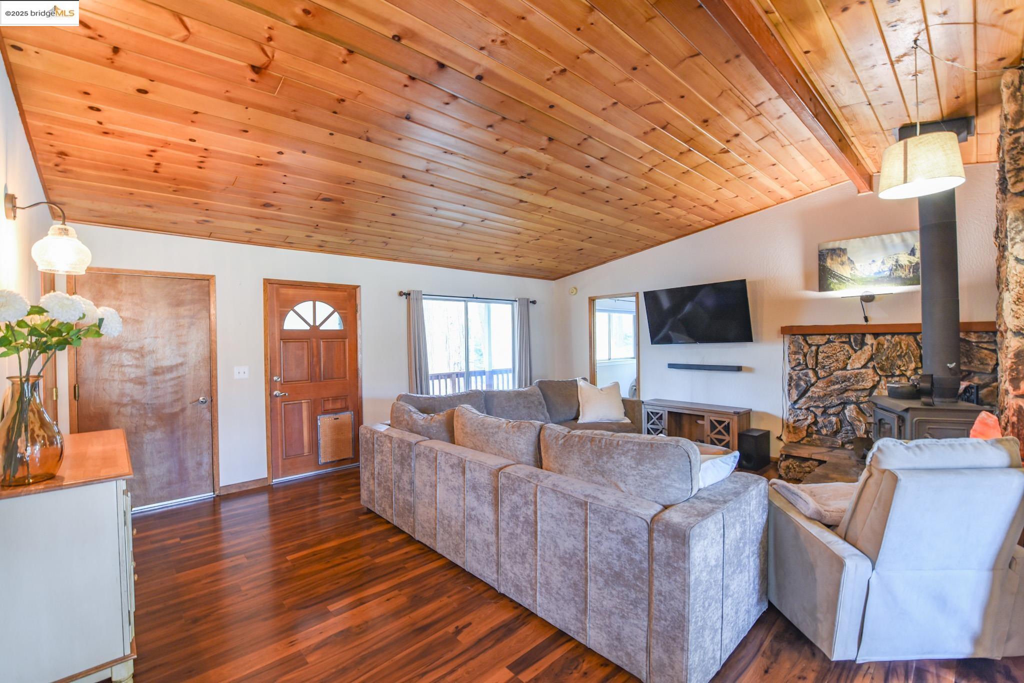 22576 Confidence Road Twain Harte, CA 95383 - Photo 15 of 53