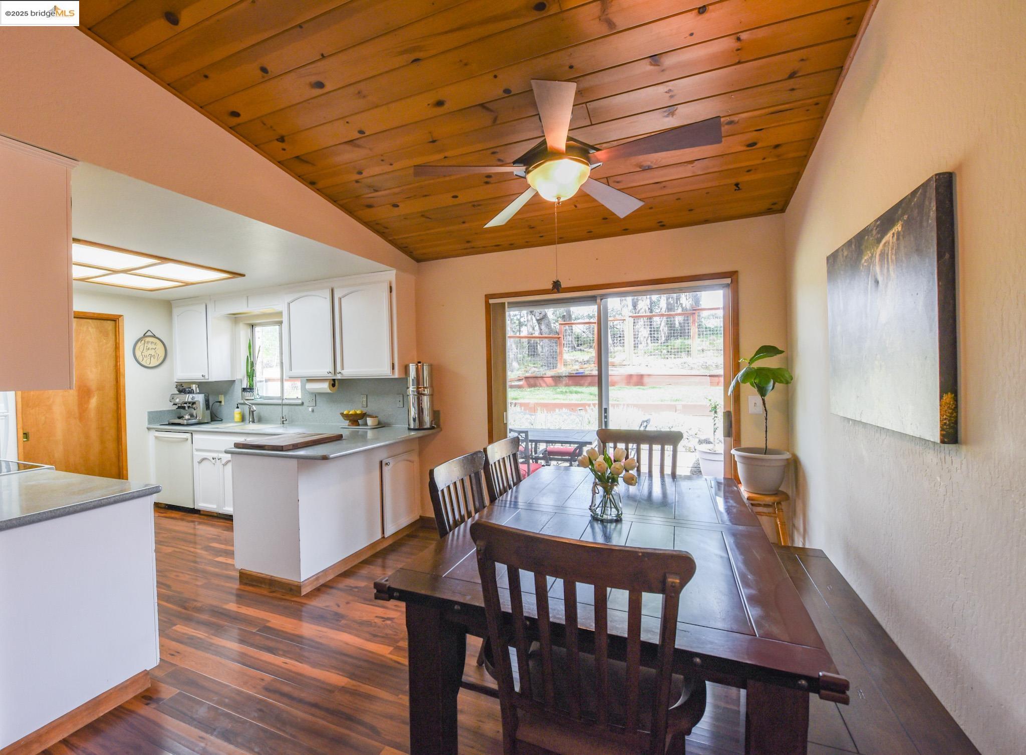 22576 Confidence Road Twain Harte, CA 95383 - Photo 17 of 53