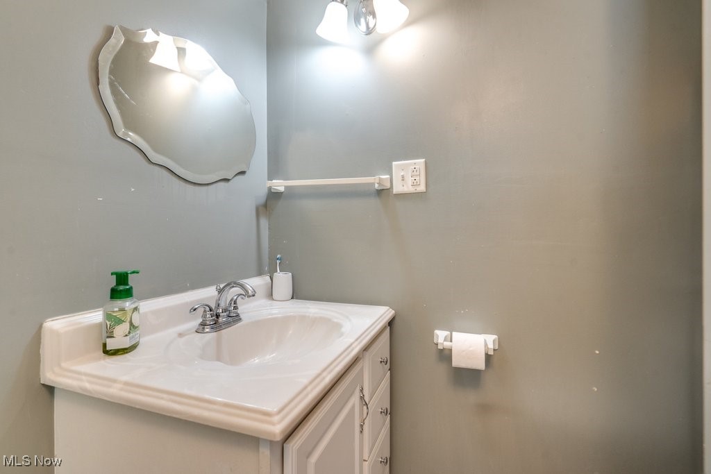 1046 Hudson Road Kent, OH 44240 - Photo 26 of 33