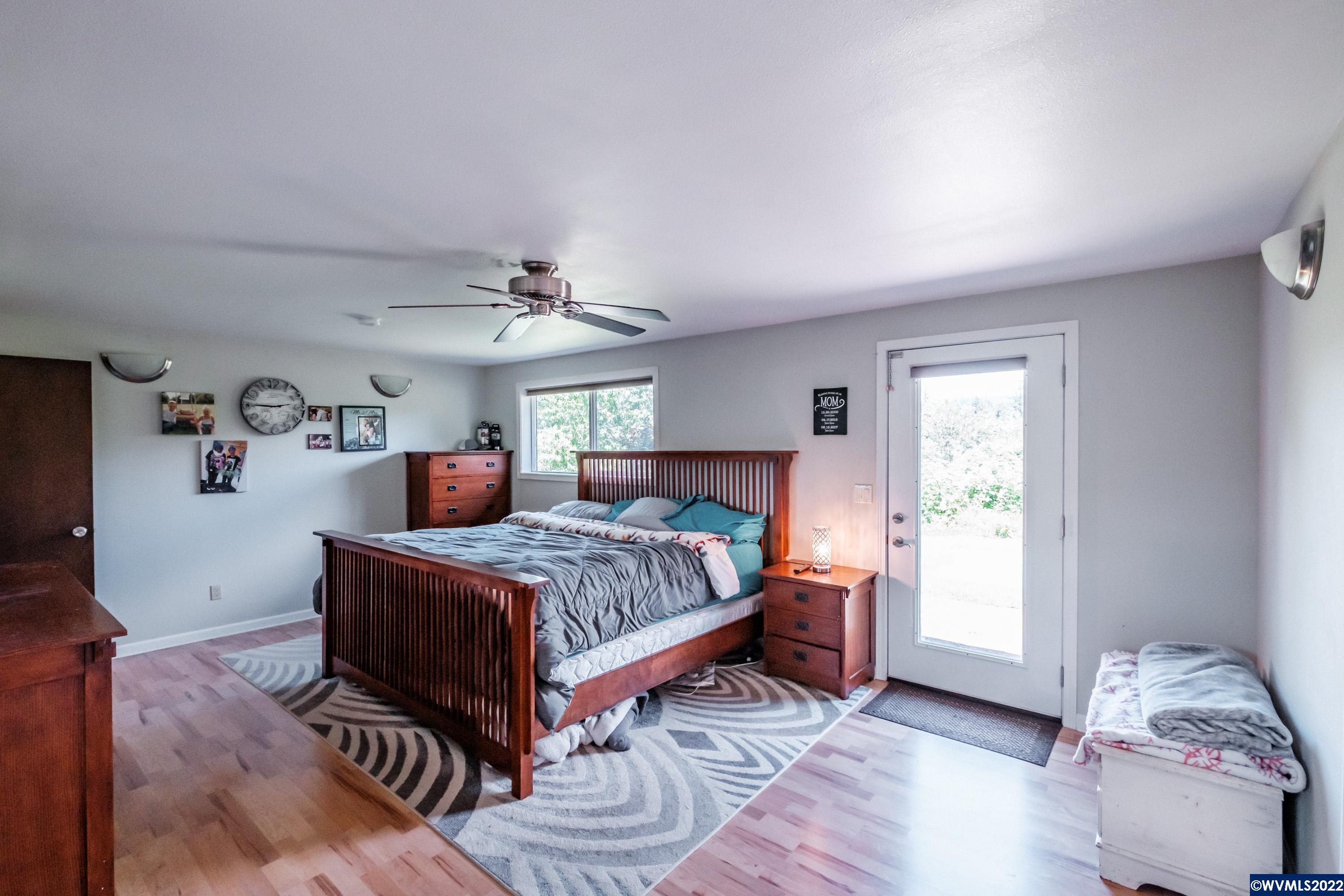 28655 Liberty Road Sweet Home, OR 97386 - Photo 15 of 41 Gallery Image 15