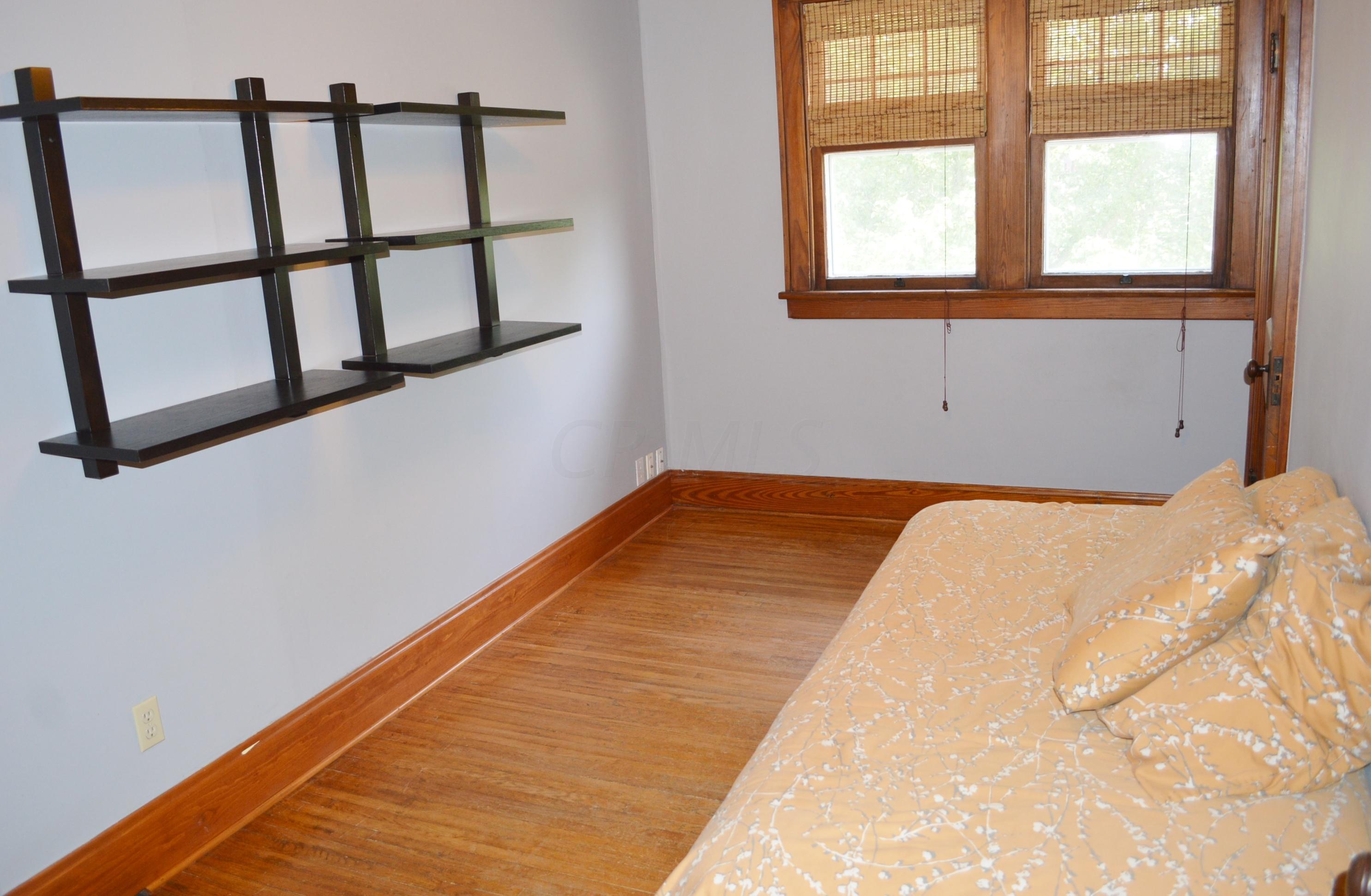 144 East Pacemont Road Columbus, OH 43202 - Photo 13 of 19