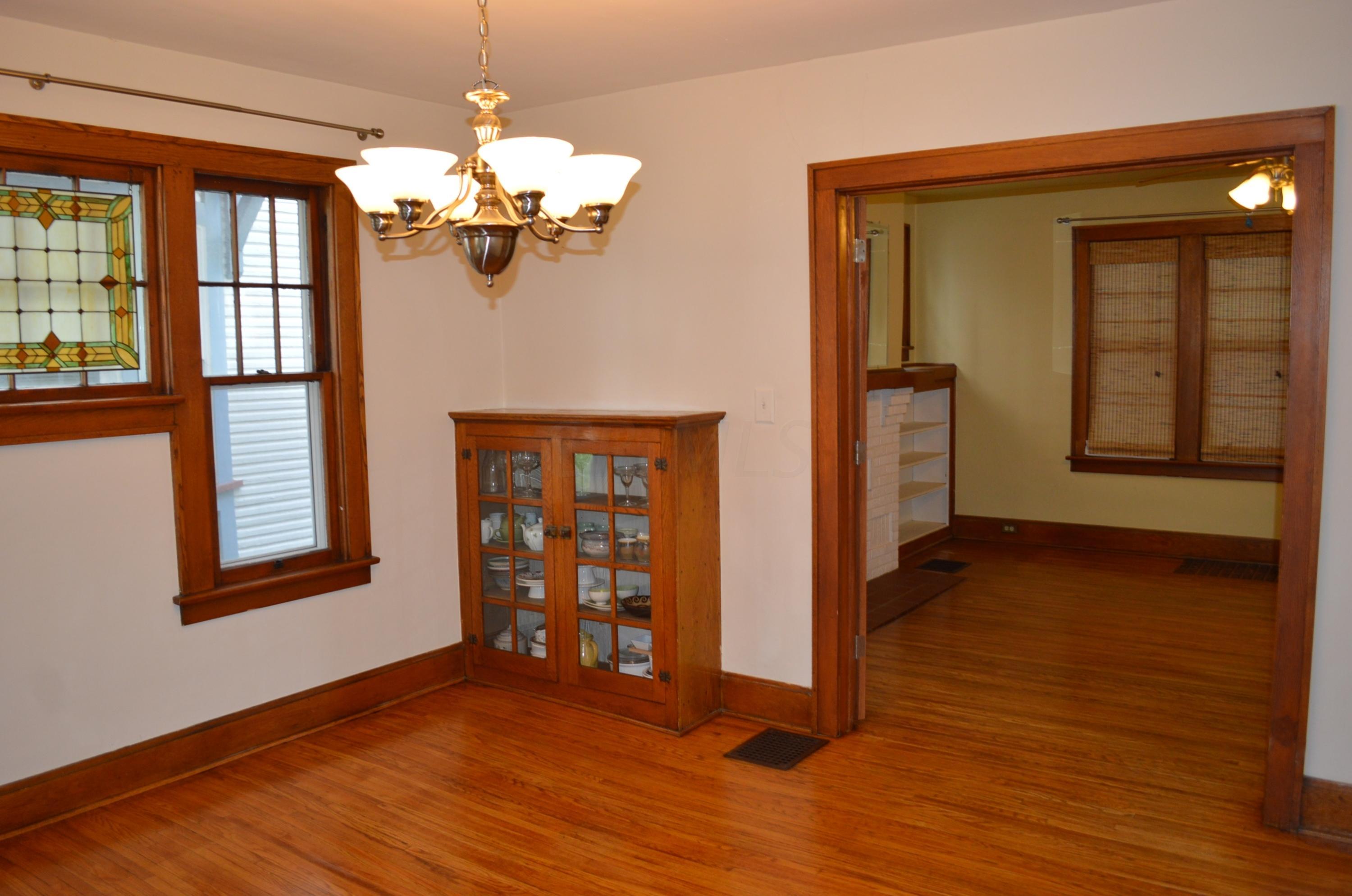 144 East Pacemont Road Columbus, OH 43202 - Photo 5 of 19