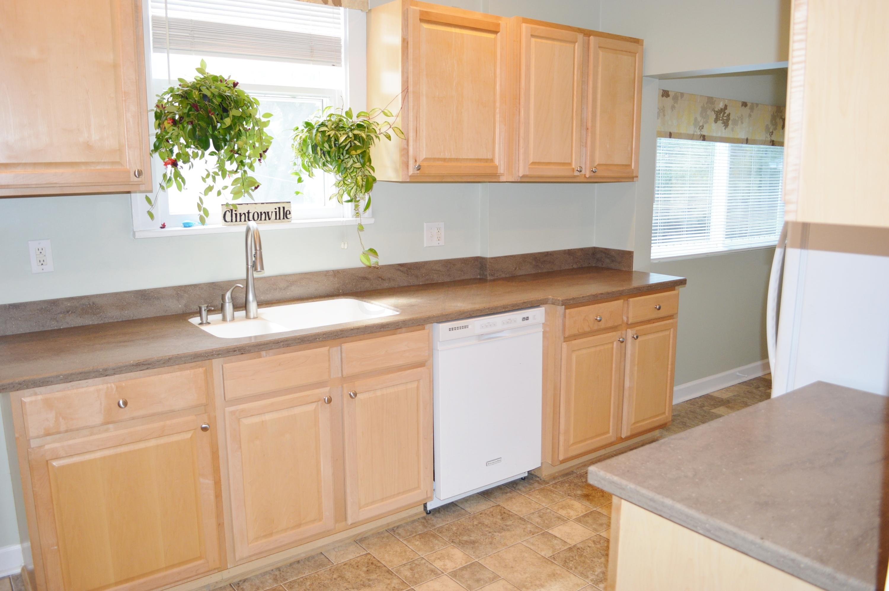 144 East Pacemont Road Columbus, OH 43202 - Photo 8 of 19