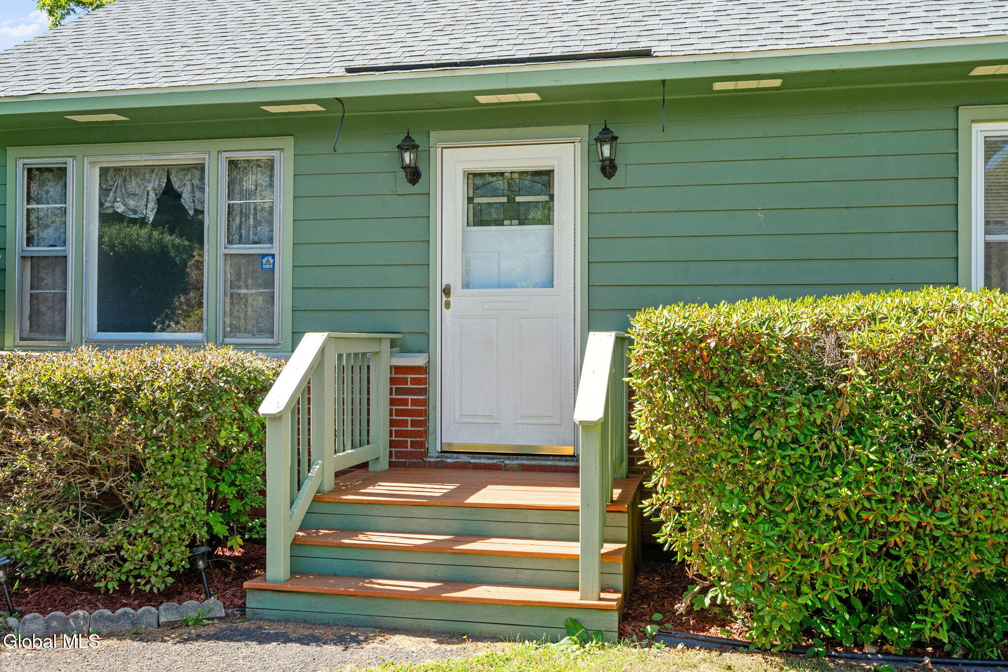 7-web-or-mls-12-victor-rd