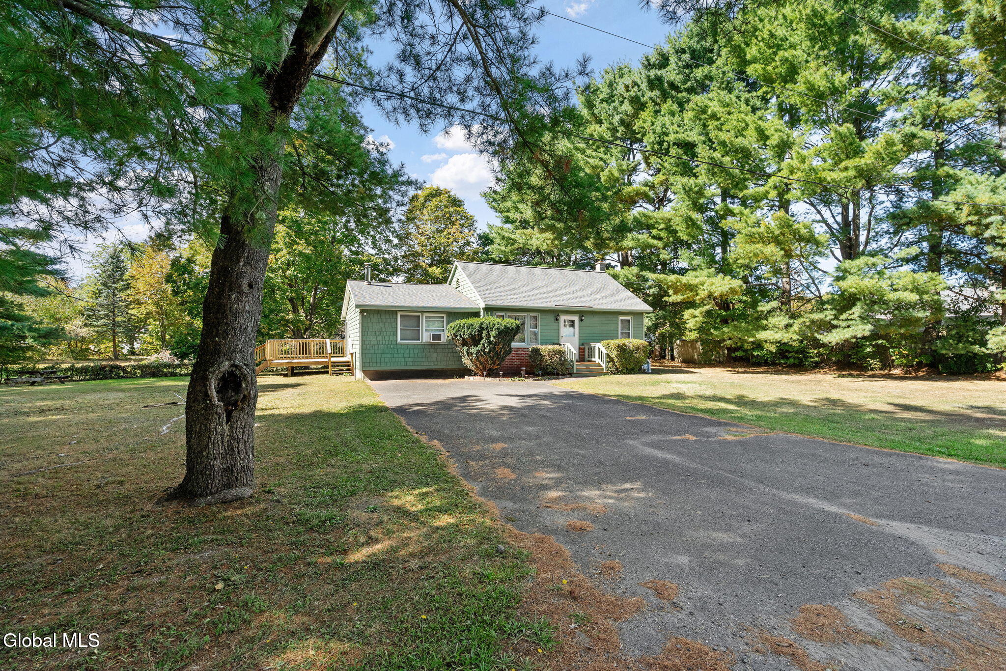 23-web-or-mls-12-victor-rd