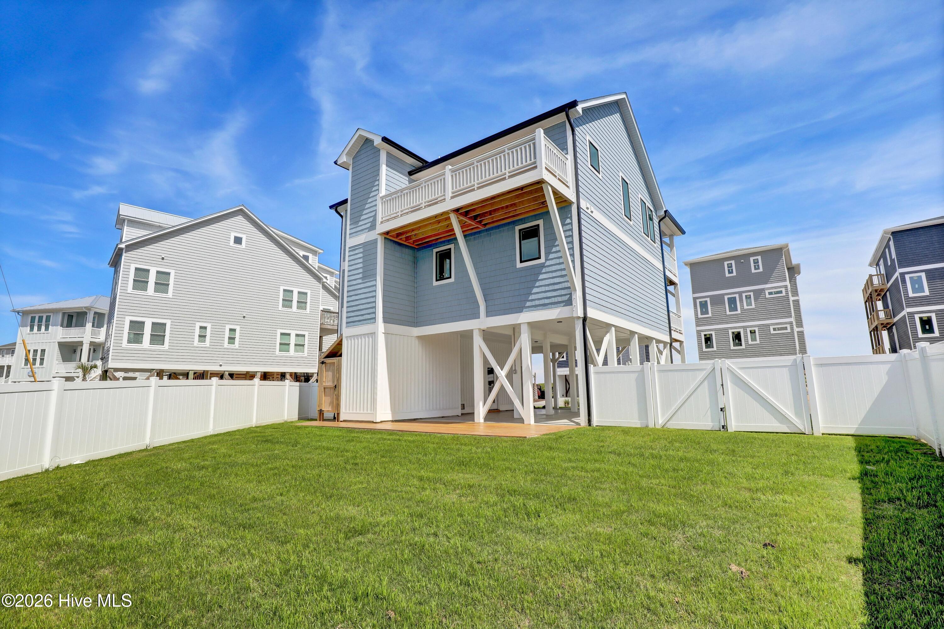 739 Dune Ridge Surf City, NC 28445 - Photo 53 of 58 045_6g8a8092_434