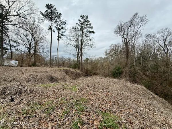 $69,990 | 21 Southview Drive, Natchez, MS 39120