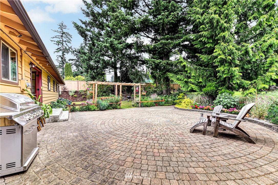 503 240th Street Southeast Bothell, WA 98021 - Photo 25 of 33