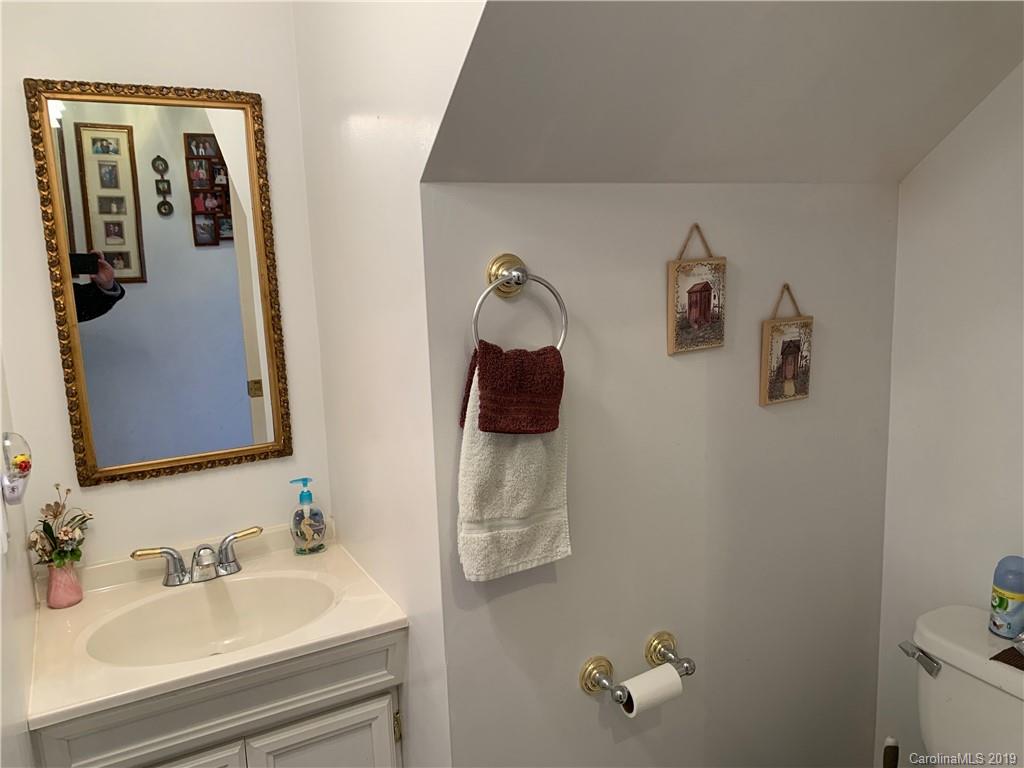 141 Echo Ridge Road Whittier, NC 28789 - Photo 13 of 30 Gallery Image 13