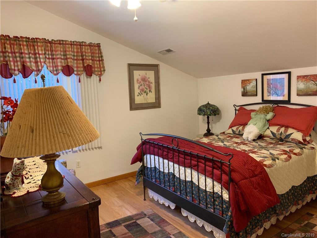 141 Echo Ridge Road Whittier, NC 28789 - Photo 28 of 30 Gallery Image 28