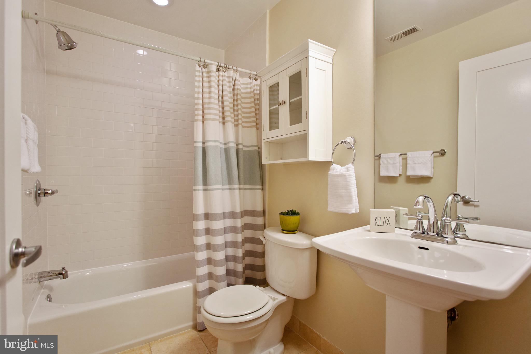 1531 Park Road Northwest, Unit 7 Washington, DC 20010 - Photo 28 of 40 Gallery Image 28