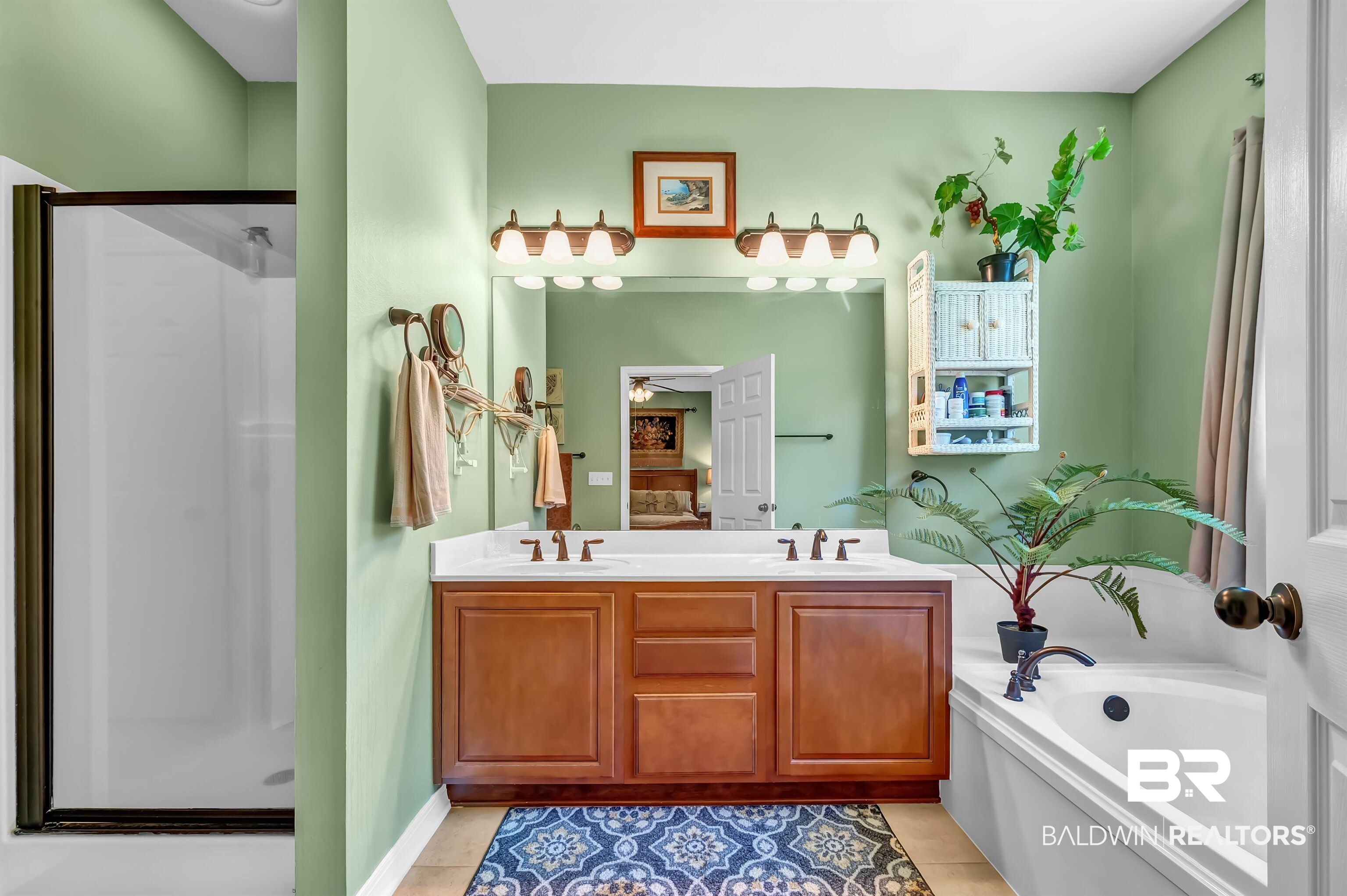 1243 Pembroke Way Foley, AL 36535 - Photo 28 of 46 Primary Ensuite