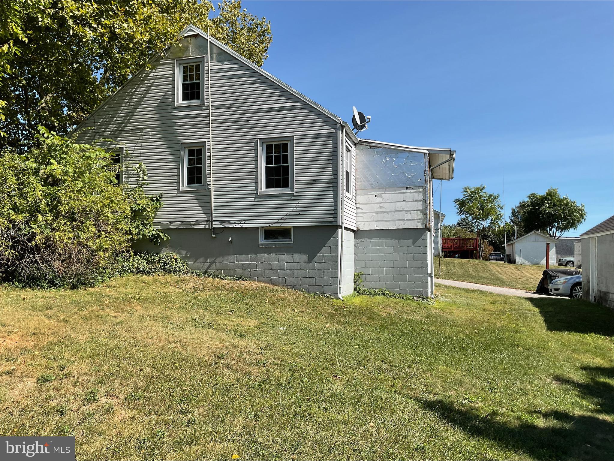 1162 Delta Road Red Lion, PA 17356 - Photo 5 of 23 Gallery Image 5