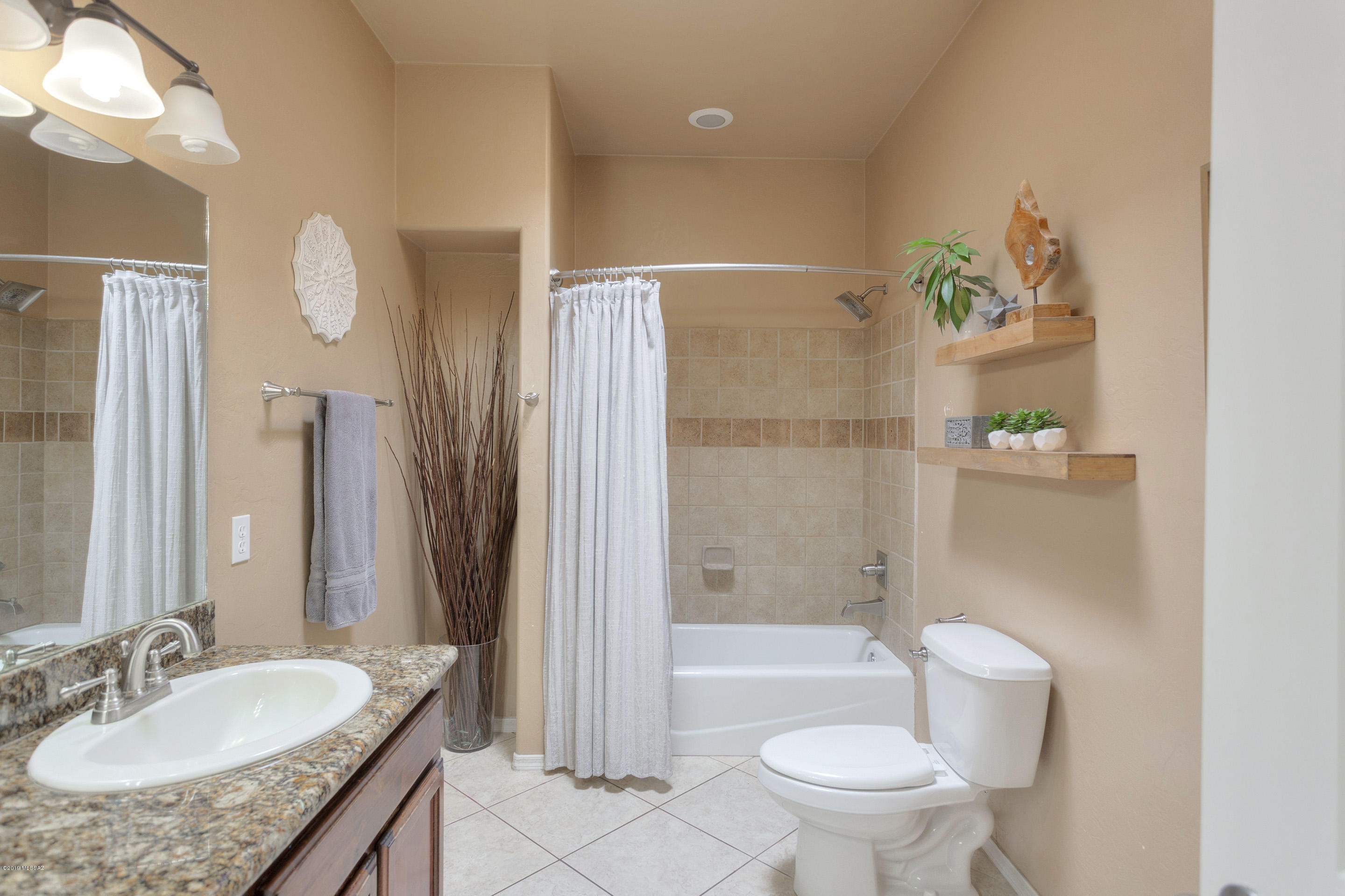 390 Falcon Court Rio Rico, AZ 85648 - Photo 21 of 41