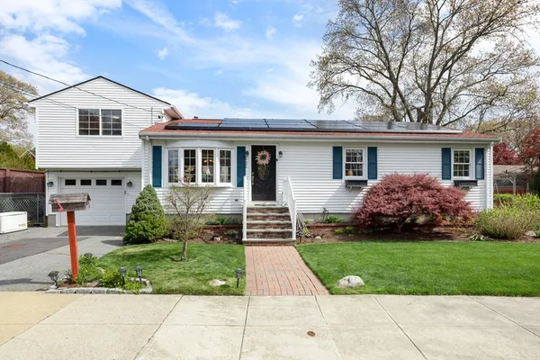 $539,900 | 706 Lawton Street, Fall River, MA 02721